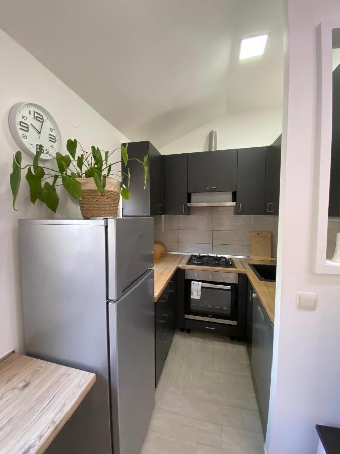 דירות Apartman Cukar II PUY מראה חיצוני תמונה